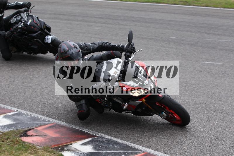 Archiv-2022/13 25.04.2022 Plüss Moto Sport ADR/Freies Fahren/96